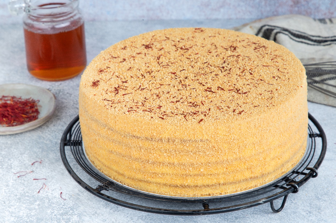 Saffron Honey Cake